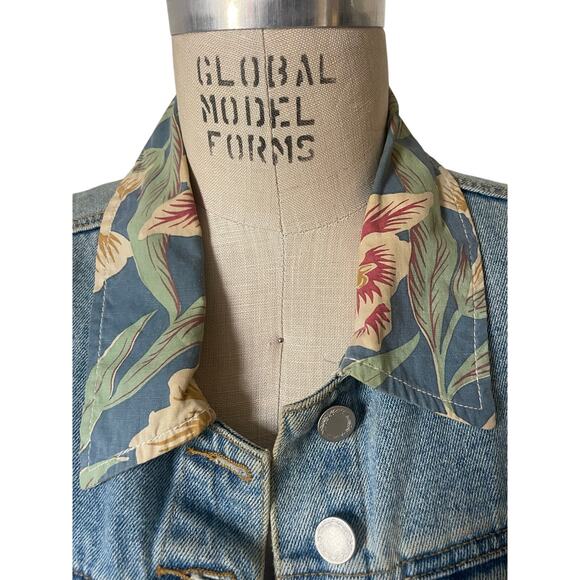 Moda Intl Denim Cropped Western Vest w/ Floral Lining Size Small - Picture 4 of 6